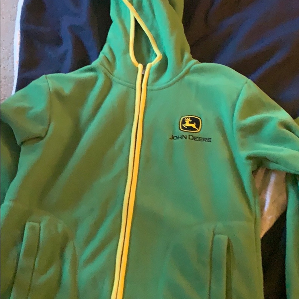 John Deere coat nice no spots never worn